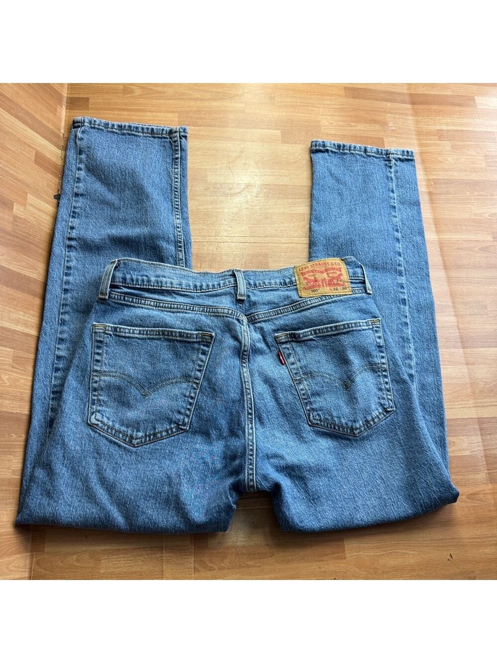 Levi's 505 Regular Fit Jeans in a classic straight-leg style, size 32x30